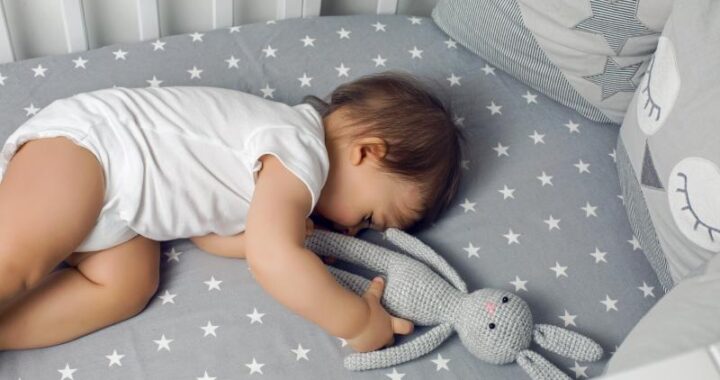 Jak ubrać malucha przed pójściem spać