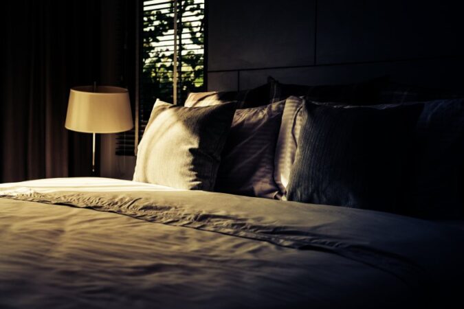 Korzyści spania bez majtek