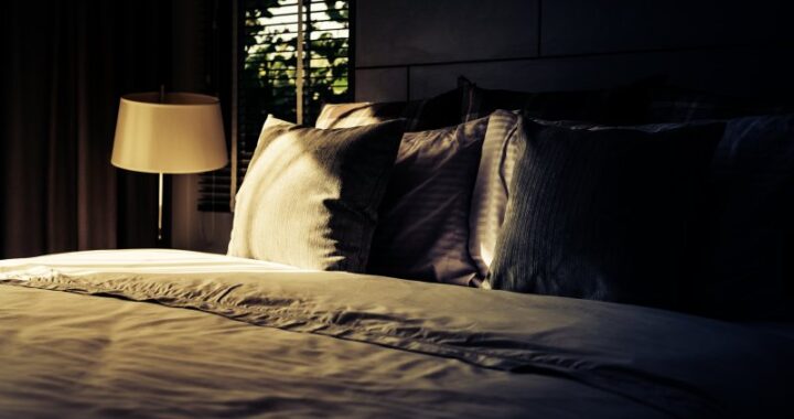 Korzyści spania bez majtek