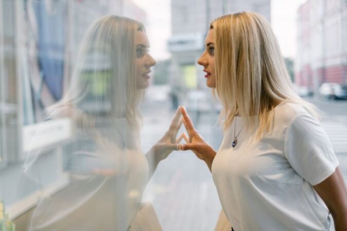 Jak znaleźć najkorzystniejsze i najtańsze opcje na pożyczki pieniędzy