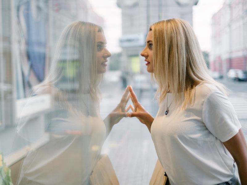 Jak znaleźć najkorzystniejsze i najtańsze opcje na pożyczki pieniędzy